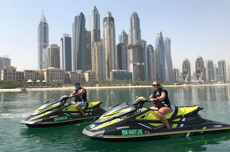 Jet Ski Dubai Marina / Habibi World Travel & Tour   https://habibi-world-travel-agency.com