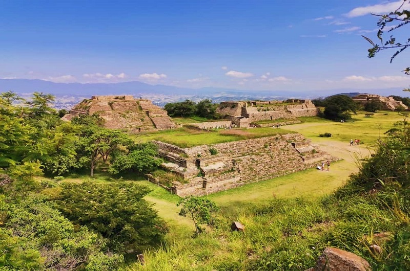 Habibi World Travel and Tour Monte Alban