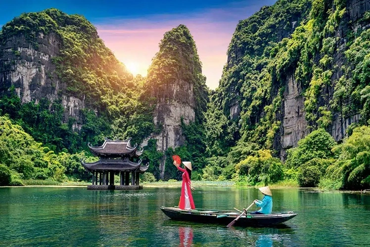 Habibi World Travel Vietnam Vacations 