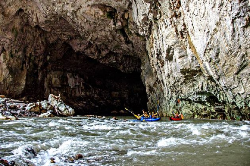  Cacahuamilp-underground-rivers - https://habibi-world-travel-agency.com/